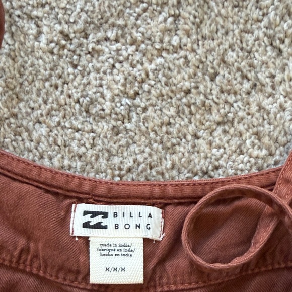 Billabong - Picture 2 of 7